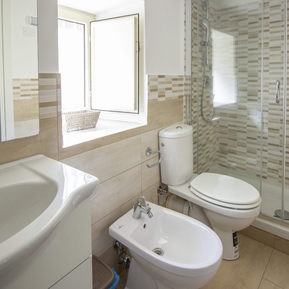 Maniace Homes - Angelica 8