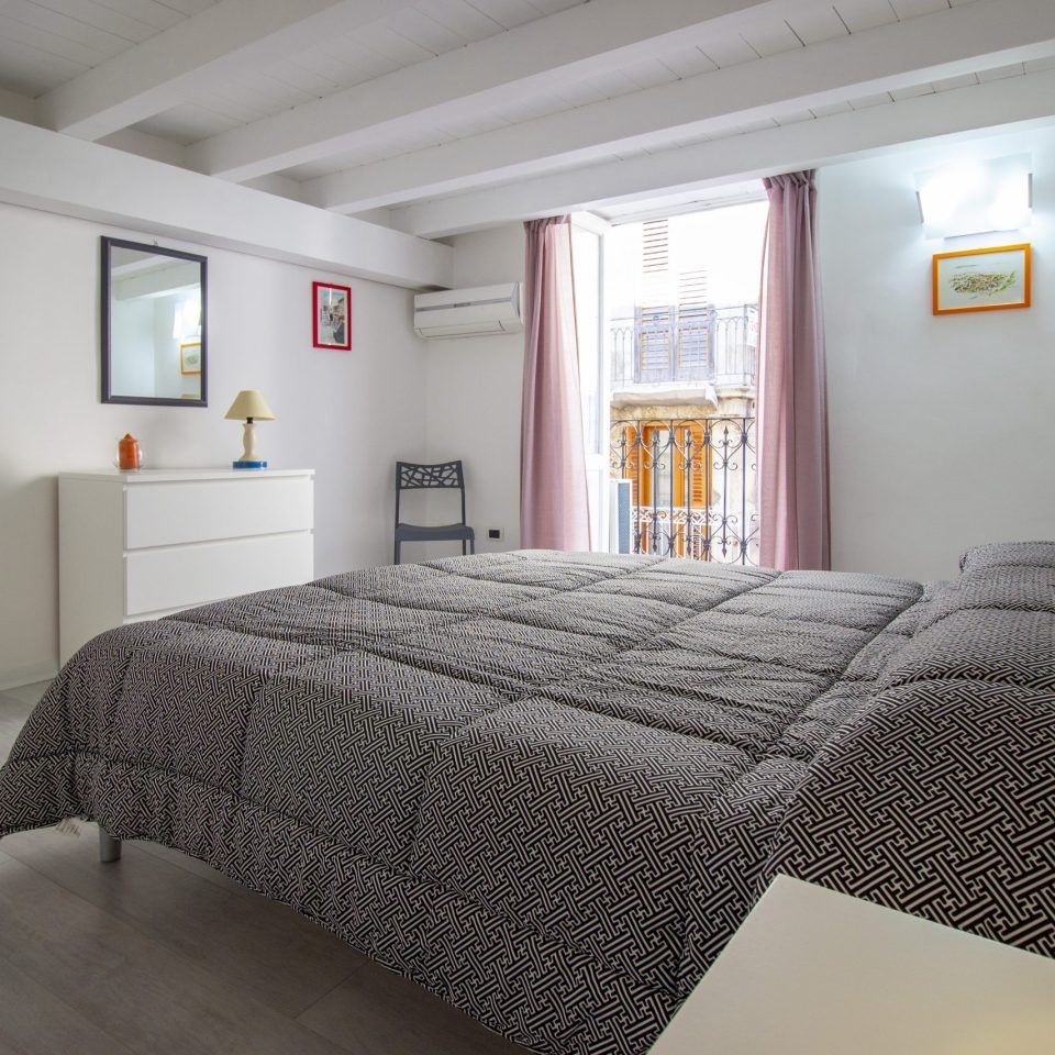 Maniace Homes - Federico 1