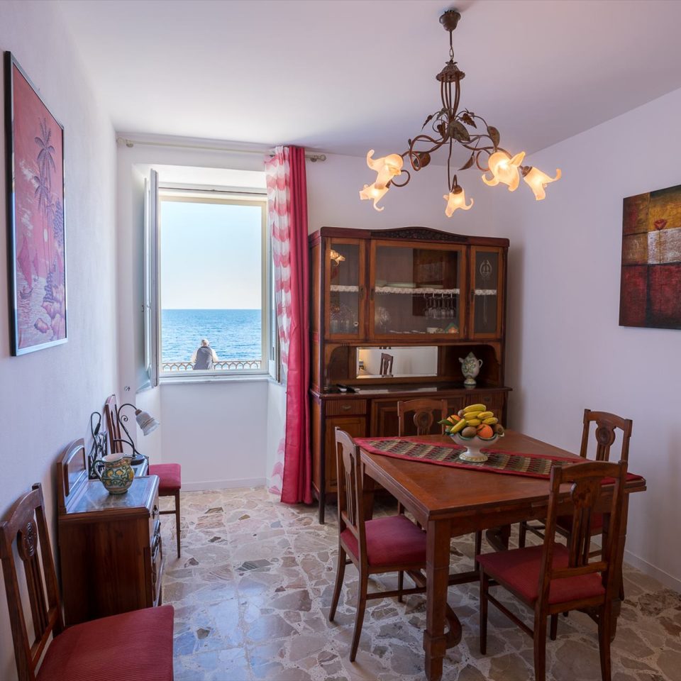 Maniace Sea View 4